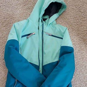 Spyder girls winter coat, size 12, two tone green, gently used condition